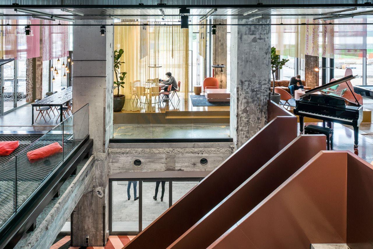 The Social Hub 4*