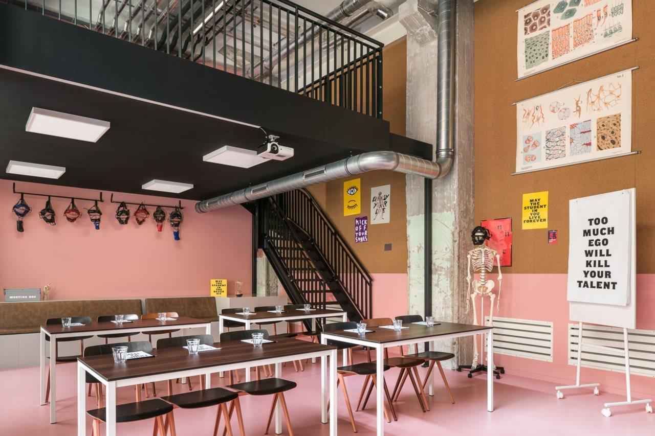 The Social Hub 4*