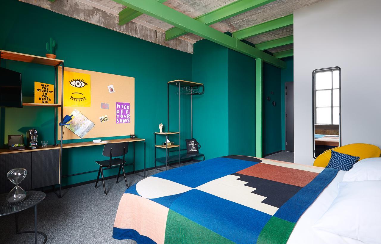 The Social Hub